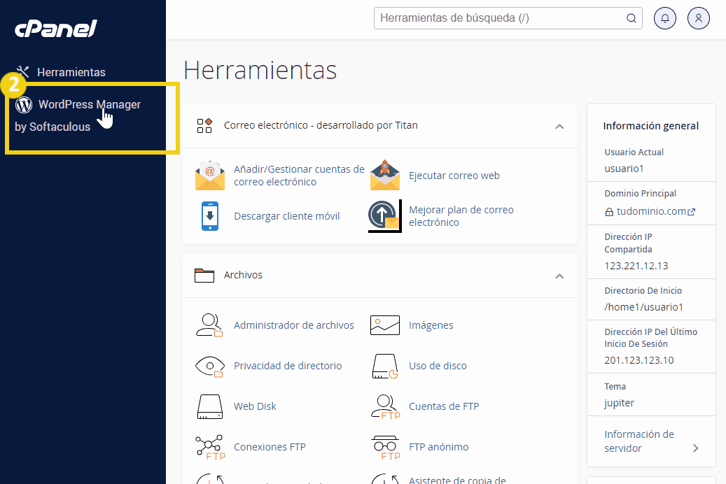 Pantalla del panel de control de cPanel que muestra una opción resaltada para administrar WordPress Manager de Softaculous, con varias herramientas de administración.