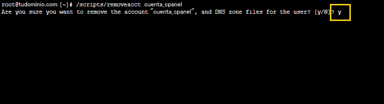 Imagen de un terminal de comando Linux mostrando la eliminación de una cuenta cPanel con el comando 'y' para confirmar la acción