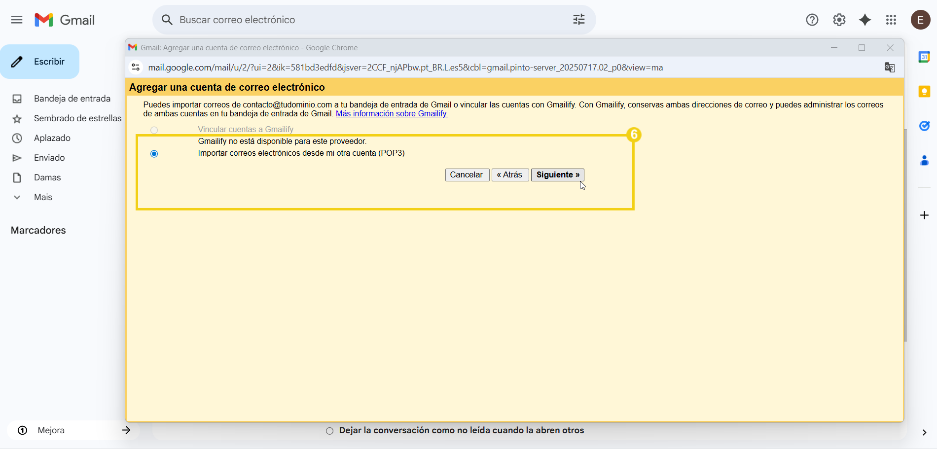 Pantalla de configuración de Gmail para importar una cuenta de correo electrónico, explicando el proceso de vinculación de cuentas usando Gmail.