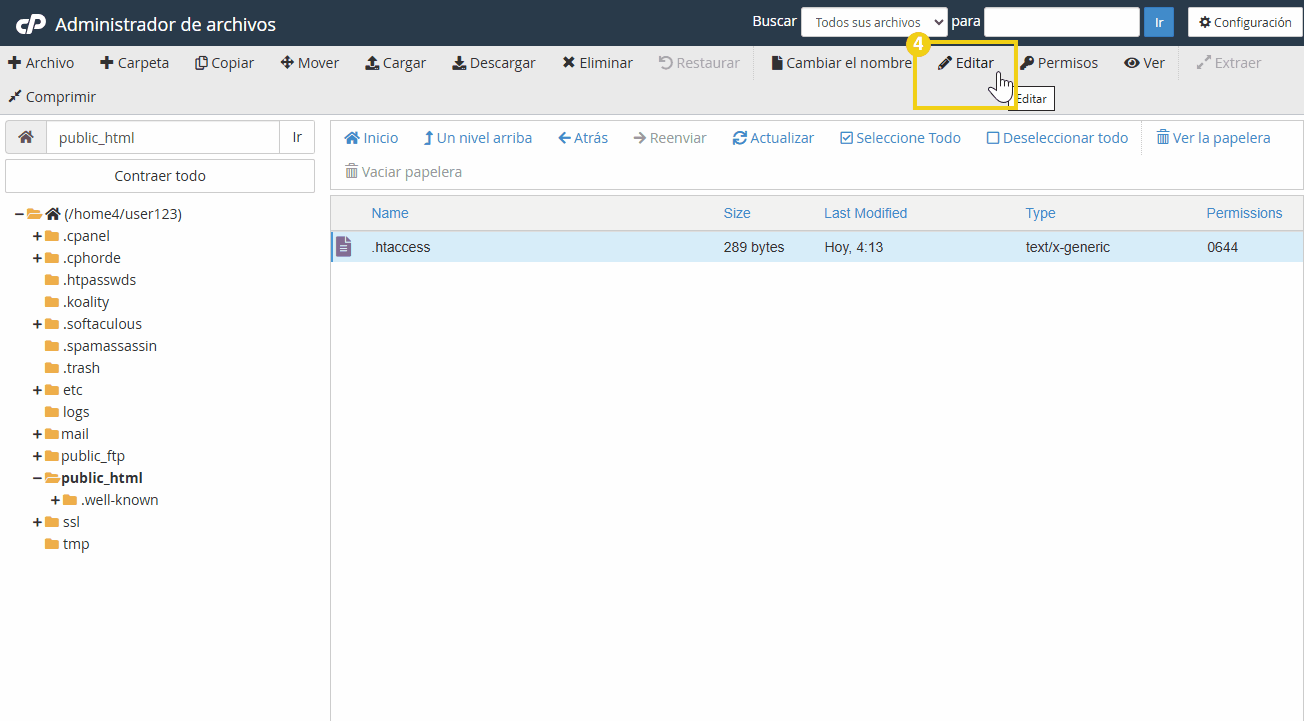 Imagen de un panel de administración de archivos en cPanel que muestra la edición de un archivo .htaccess.