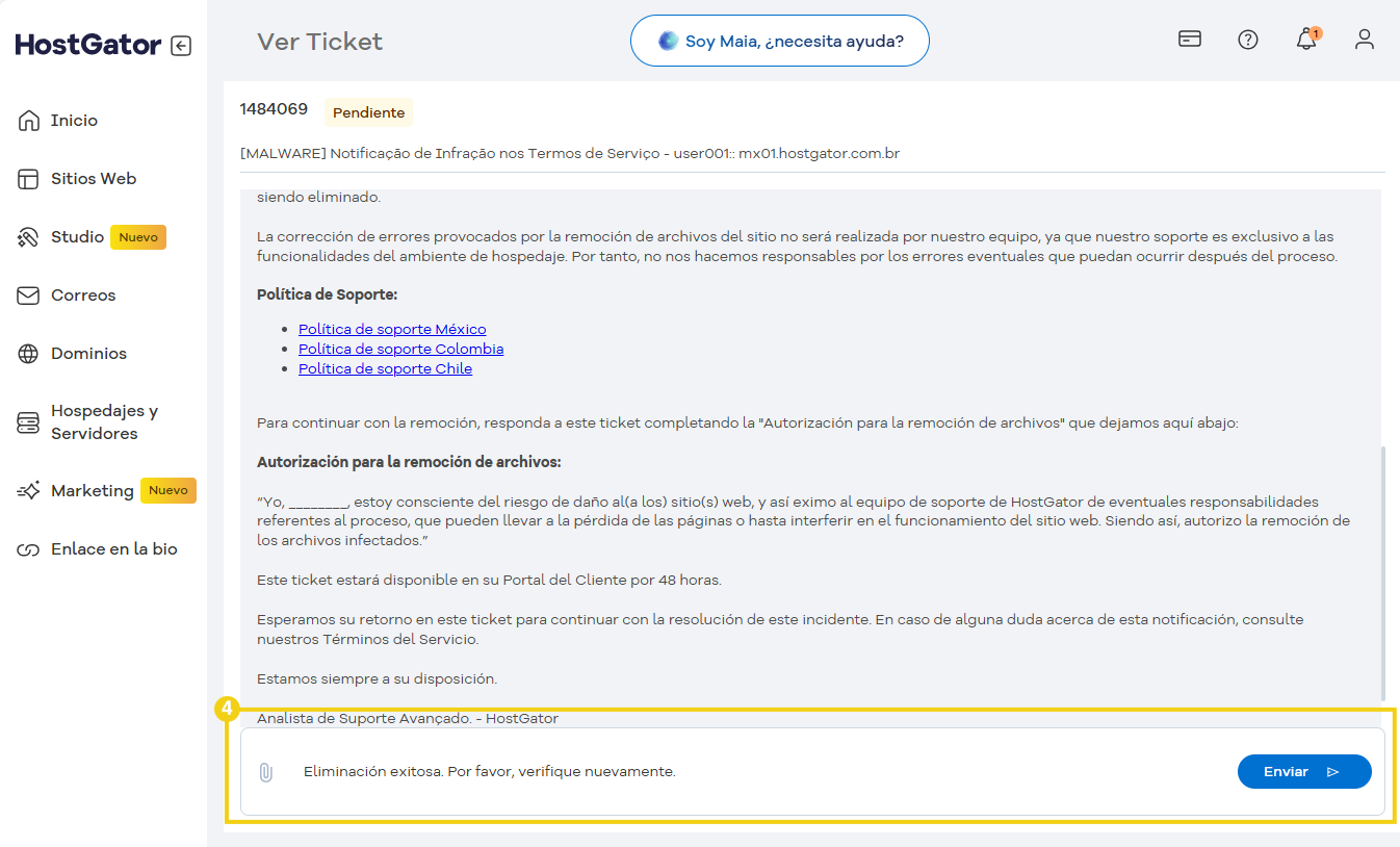 Pantalla de soporte de HostGator mostrando una notificación de infracción y opciones de soporte avanzado, incluyendo aviso de eliminación de archivos maliciosos
