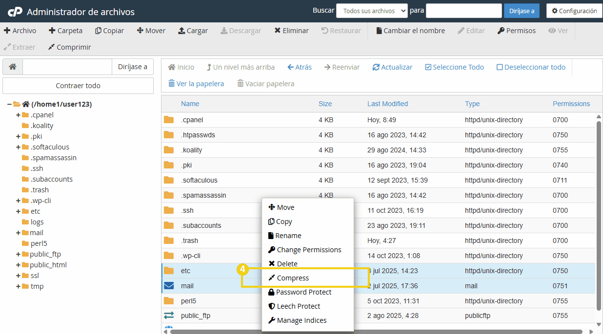La imagen muestra el administrador de archivos del cPanel con la opción "compress" resaltada.