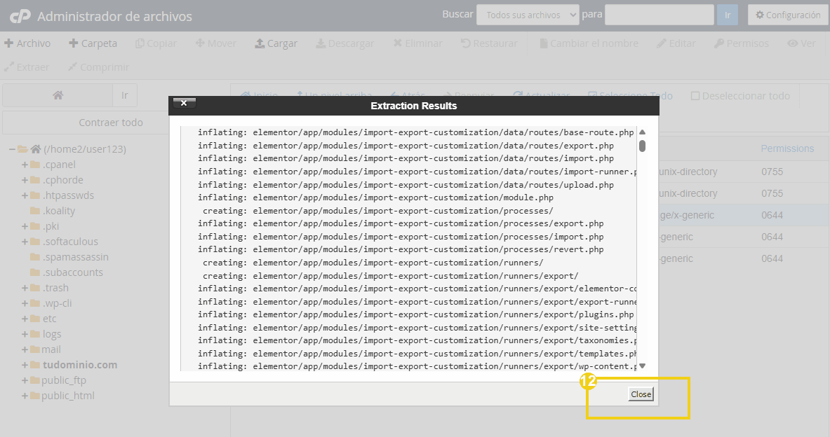 Captura de pantalla del panel del administrador de archivos, resaltando la opción "close"  