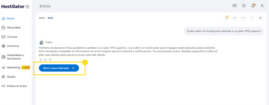 Botón de acción destacado "Abrir nuevo llamado" para iniciar un nuevo ticket de soporte en la interfaz del cliente HostGator.
