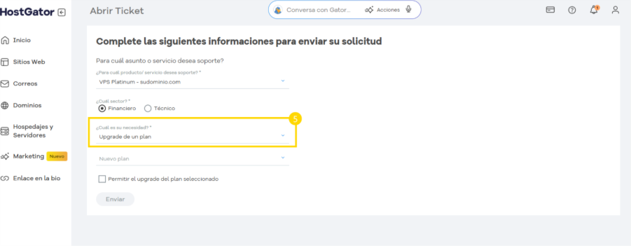 Campo de selección (dropdown) destacado, mostrando la necesidad "Upgrade de un plan" para la solicitud de soporte.