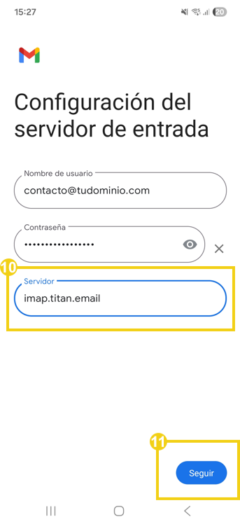 La imagen muestra la pantalla del celular en la aplicación Gmail, con la marca resaltada en el campo donde usted debe ingresar el servidor Titan.