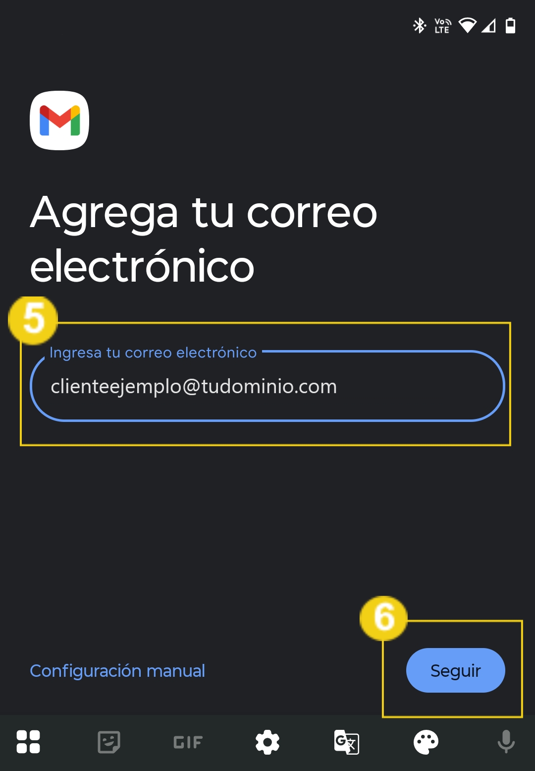 Pantalla de registro de correo electrónico en Gmail en español, con énfasis en el campo para ingresar la dirección de correo electrónico y el botón siguiente.