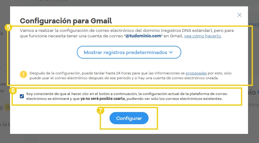 Imagen que muestra el panel de configuración de dominio en el panel de HostGator, destacando opciones de gestión de DNS, correos electrónicos y soporte.