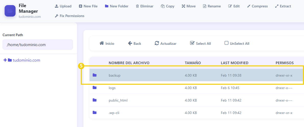 La imagen muestra el panel&nbsp;CyberPanel&nbsp;con la marca en la línea de backup