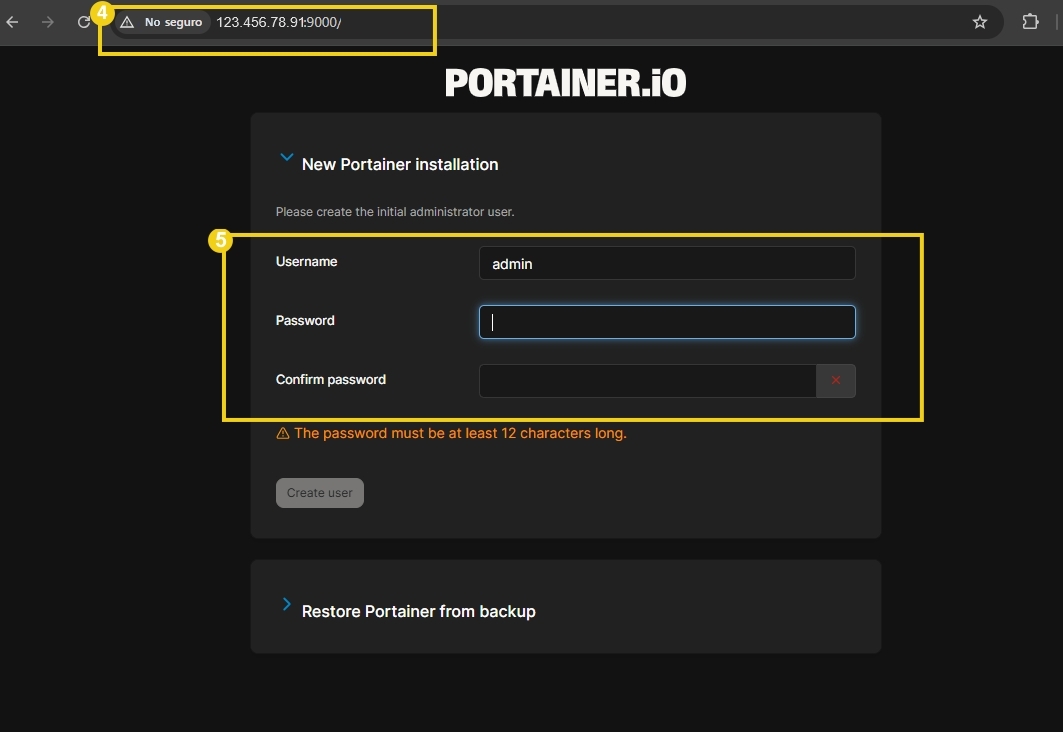 Pantalla de instalación de Portainer.io mostrando el campo de contraseña para crear usuario administrador.