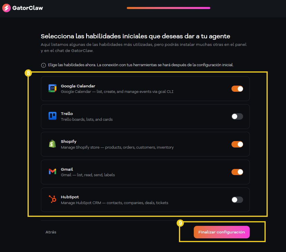 Imagen ilustrativa del proceso de configuración de habilidades iniciales para un agente en GatorClaw, destacando opciones como Trello, Gmail, Google Agenda, Shopify y HubSpot.