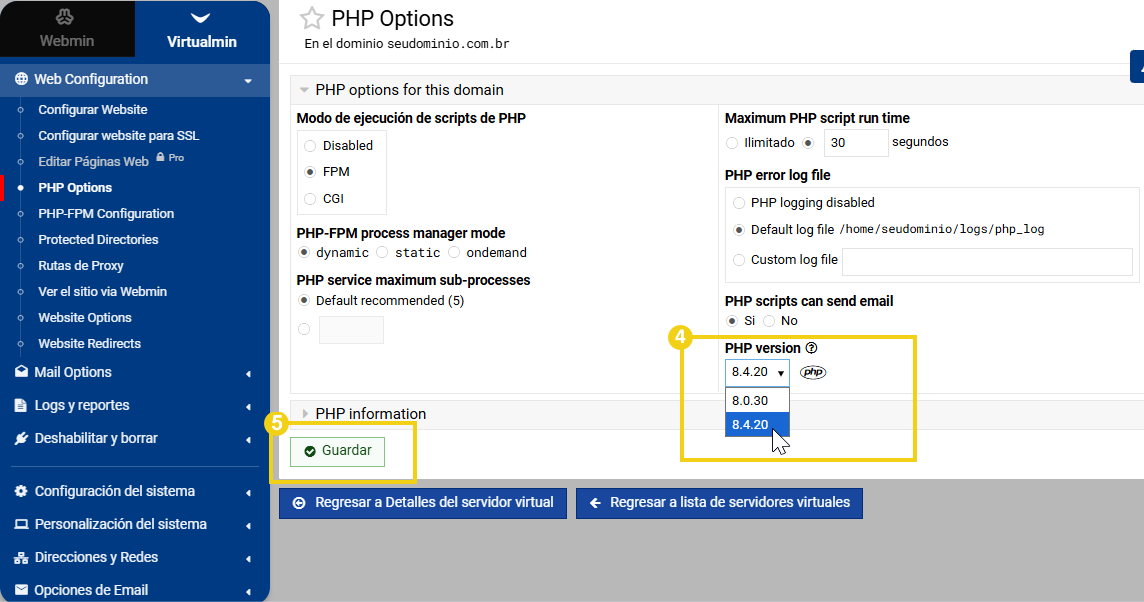 Selector de versión PHP y botón Save destacados