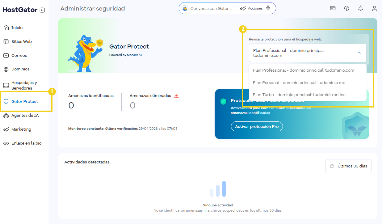 Pantalla del Administrador de Seguridad de HostGator mostrando opciones de protección de hosting y planes de dominio